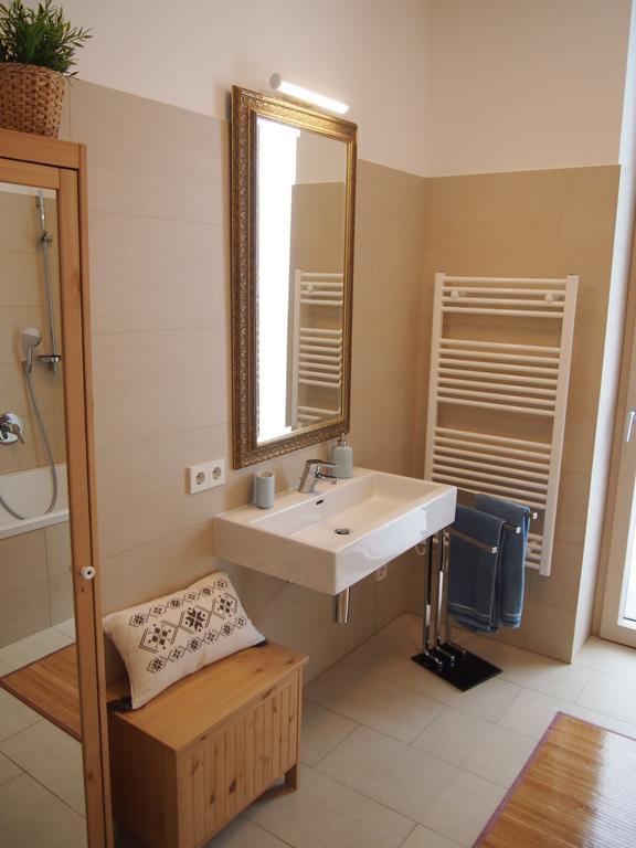 Apartment Schlosspark am Traunsee Altmünster Zimmer foto