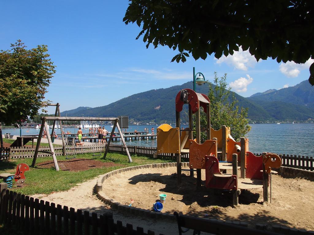 Apartment Schlosspark am Traunsee Altmünster Zimmer foto
